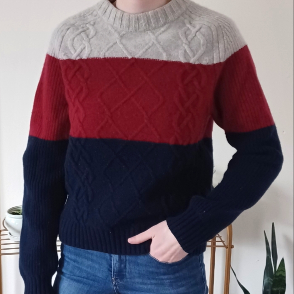 Land's End 100% Lambs' wool Sweater Red White + Blue Cable knit Medium Copy
